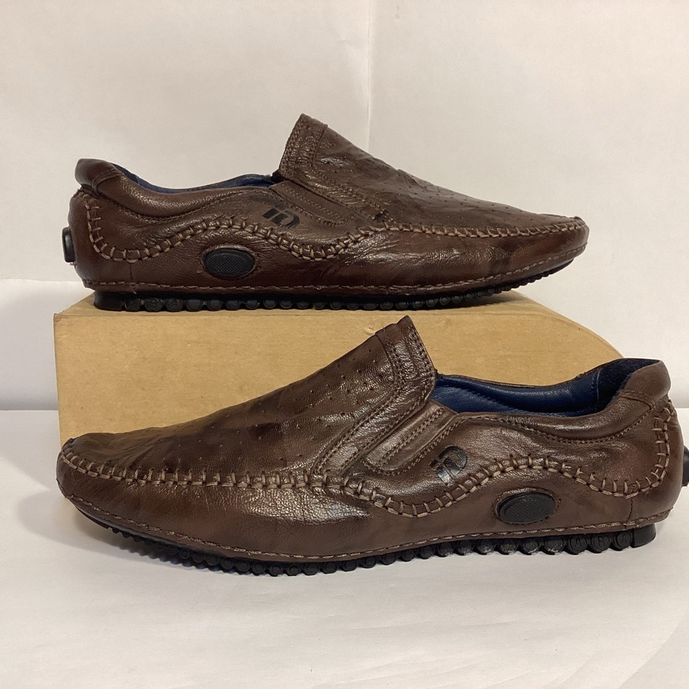 Brown Leather Men’s driving moccasins made by iD Being Cult  size 8 loafers